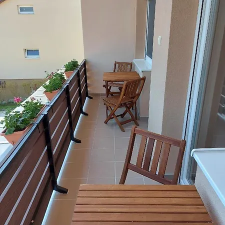 Oregano Apartman Apartment