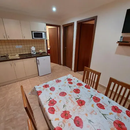 Apartment Oregano Apartman *