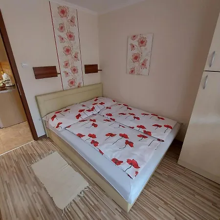 Oregano Apartman Apartment *